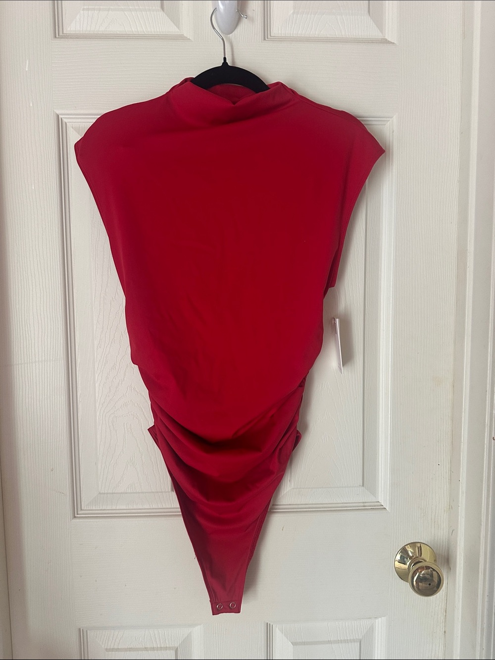Good American Red mock neck Women’s Bodysuit